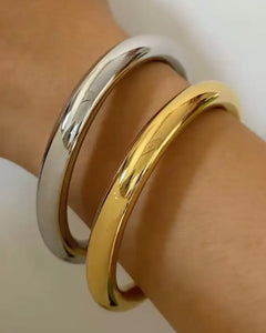 Rava Gold Bangle